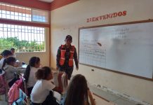 PNB Falcón visita 211 instituciones a través del programa “Policía va la Escuela”