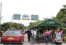 Vehículos particulares deberán presentar documentación para cruzar la frontera