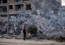 Turquía advierte del riesgo de tsunami