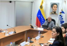 Venezuela y Curazao preparan reapertura aérea