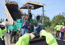 Con 200 toneladas de asfalto inicia rehabilitación de la vialidad en Monseñor Iturriza