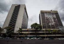 Pdvsa suspende vencimiento de bonos por 5 años o hasta que se levanten las sanciones