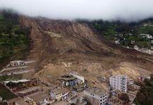 Sube cifra de muertos y desaparecidos por alud en Ecuador