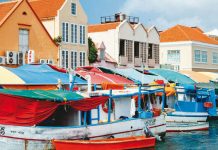 Comerciantes de Falcón podrían arrancar esta semana el mercado flotante en Curazao