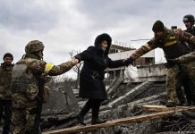 Rusia dice haber bombardeado objetivos militares en Ucrania