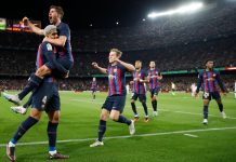 El Barcelona resiste la presión del Real Madrid