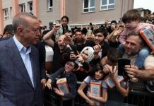 Erdogan pierde la mayoría en presidenciales