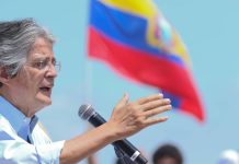 Presidente de Ecuador disuelve la Asamblea Nacional
