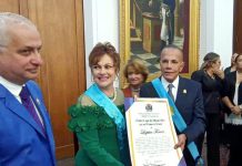 Entregan reconocimiento a Lupita Ferrer en Maracaibo