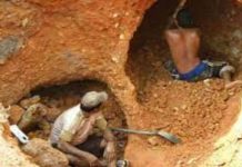 Tres fallecidos y dos heridos dejó derrumbe en El Callao