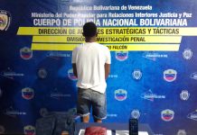 Lo agarraron con una panela de cocaína