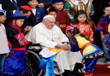 El Papa deseó desde Mongolia «lo mejor» al pueblo chino