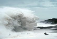 Haikui llega a Taiwán con vientos de hasta 191 kmh