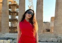 Reaparece Rosalía después de dos meses