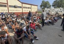 Unos 400 reclusos escaparon de Tocorón