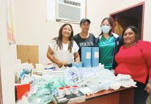 Dotan de insumos a tres consultorios populares de Los Taques