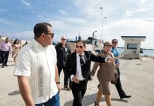 Gobernador de Falcón continúa gira por Aruba para consolidar intercambio histórico