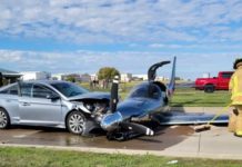 Avioneta se estrelló contra un auto en Texas
