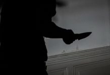 Asesinan a hombre de varias puñaladas