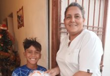 La Navidad trajo alegría a los niños de El Bicentenario