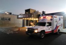 Se cayó de un techo y se golpeó la frente