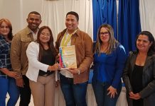 Con Orden Petra Ramona Irausquin reconocen labor docente en Los Taques