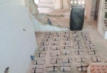 Localizan 47 panelas de presunta droga en Las Cumaraguas