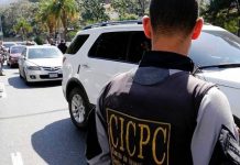 Golpeó a su pareja con una piedra