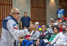 Ministro de Pesca y Acuicultura sostiene encuentro con pescadores de Falcón