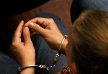 Bajo los efectos del alcohol agredió a su nieta