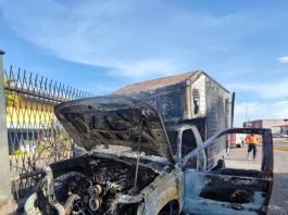 Camión se incendió en el centro de Punto Fijo
