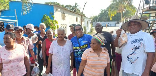 «El Cardumen Va» entrega 576 kilos de pescado en Tucacas