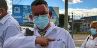 México contratará 1.200 médicos cubanos