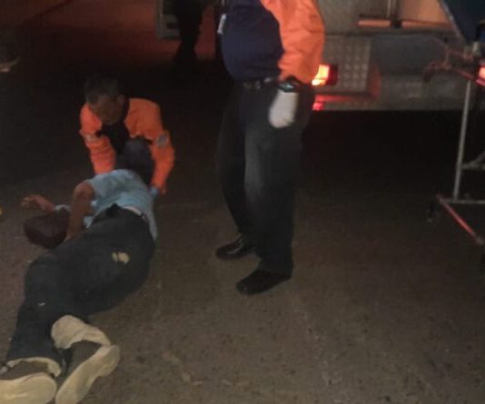 Motorizado rodó en la urbanización Cruz Verde de Coro