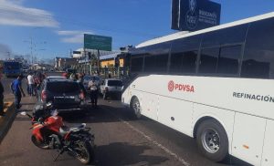 Carro quedó sin frenos en Punto Fijo 