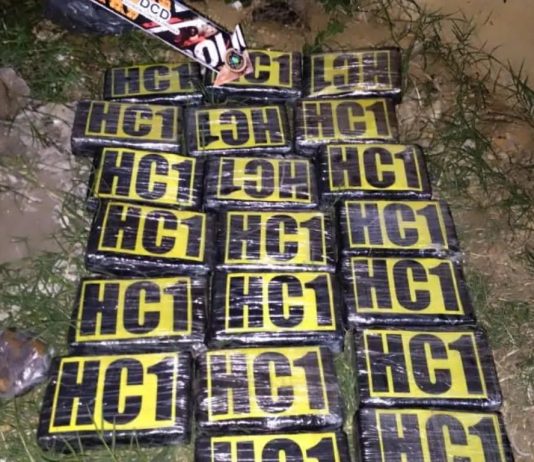 Incautan 20 panelas de droga en Tucacas