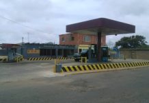 Intervenida estación de servicios en Pueblo Nuevo