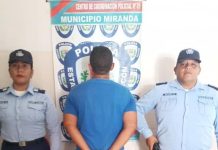 Preso hombre que abofeteó a un adolescente