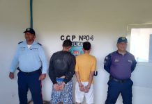 Dos detenidos por robo agravado y amenaza a la vida