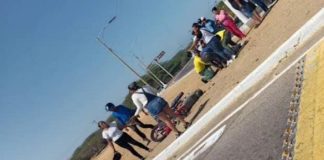 Mecánico deslizó moto en La Curva El Sabino