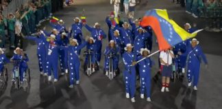 Venezuela desfiló en la inauguración de los Paralímpicos de París 2024