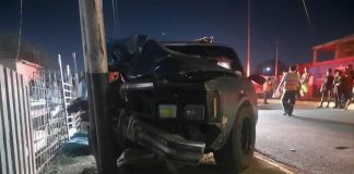 Tres lesionados dejó choque contra un poste en Bella Vista