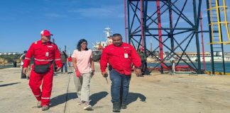 Delcy Rodríguez inspeccionó la refinería de Paraguaná
