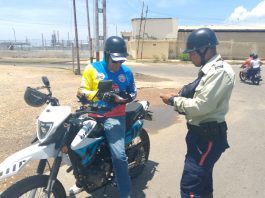 Policarirubana en la calle para la prevención de accidentes
