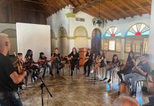 Talentosos deleitan con sus habilidades artísticas en plan vacacional