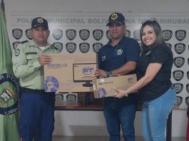 Policarirubana recibe dotación de equipos de computación