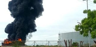 Bomberos proceden vía área al tanque Pdvsa-La Salina