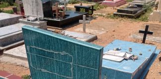 Dañaron cruces, floreros y trabajos en cementerio de Adaure