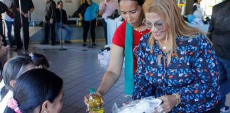 Docentes de Falcón comienzan a recibir calzados y combos Clap