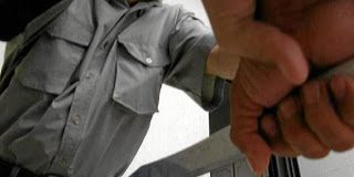 Hirieron a barbero con un cuchillo en el sector Universitario